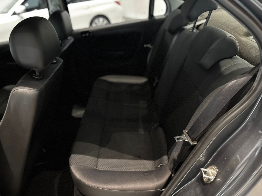 volkswagen voyage 1.6 msi totalflex 4p manual flex 2022