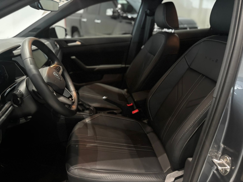 volkswagen nivus 1.0 200 tsi total flex highline automatico 4p 2025