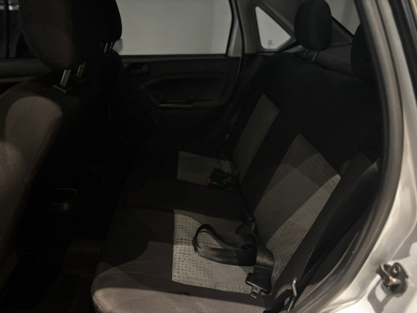 ford fiesta 1.6 rocam se 8v flex 4p manual 20146