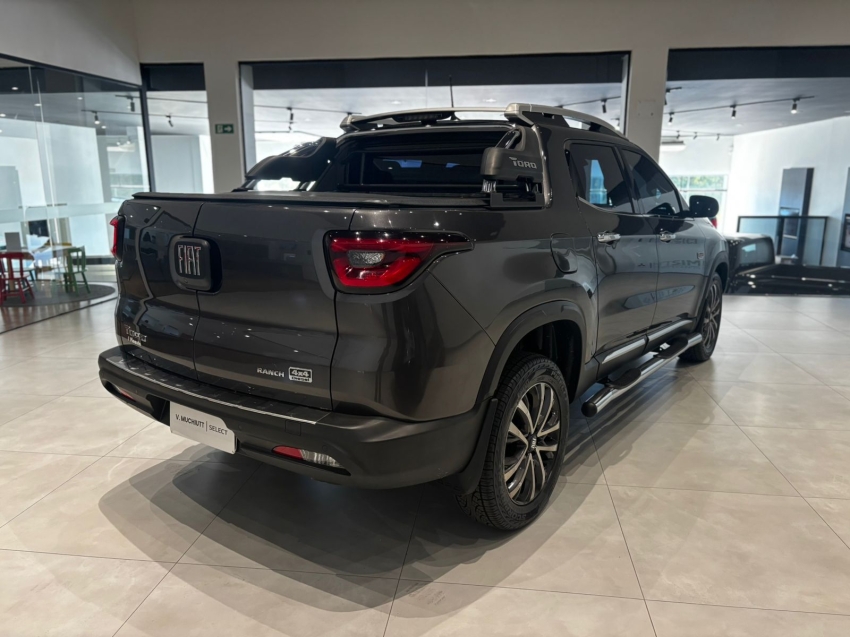fiat toro 2.0 16v turbo diesel ranch 4wd at9 4p automatico 2022