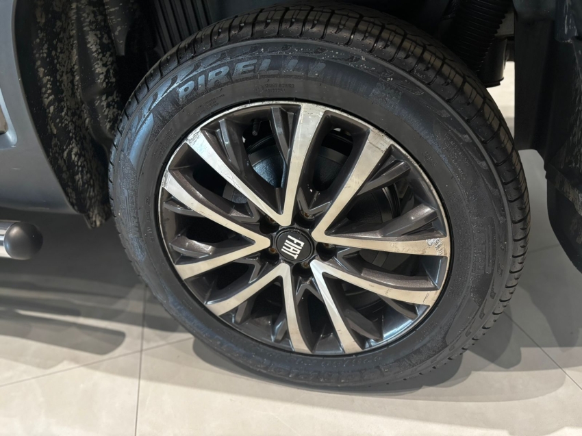 fiat toro 2.0 16v turbo diesel ranch 4wd at9 4p automatico 2022