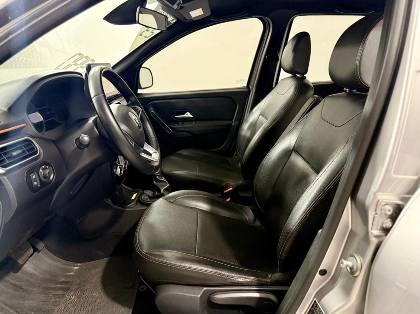 renault oroch 1.3 tce flex outsider x-tronic 4p automatico 20237