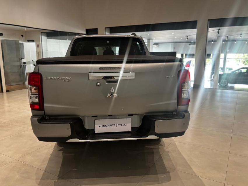 mitsubishi l200 triton 2.4 16v turbo diesel sport hpe cd 4p 4x4 automatico 20244