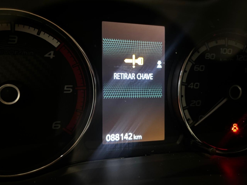 mitsubishi l200 triton 2.4 16v turbo diesel sport hpe cd 4p 4x4 automatico 202411