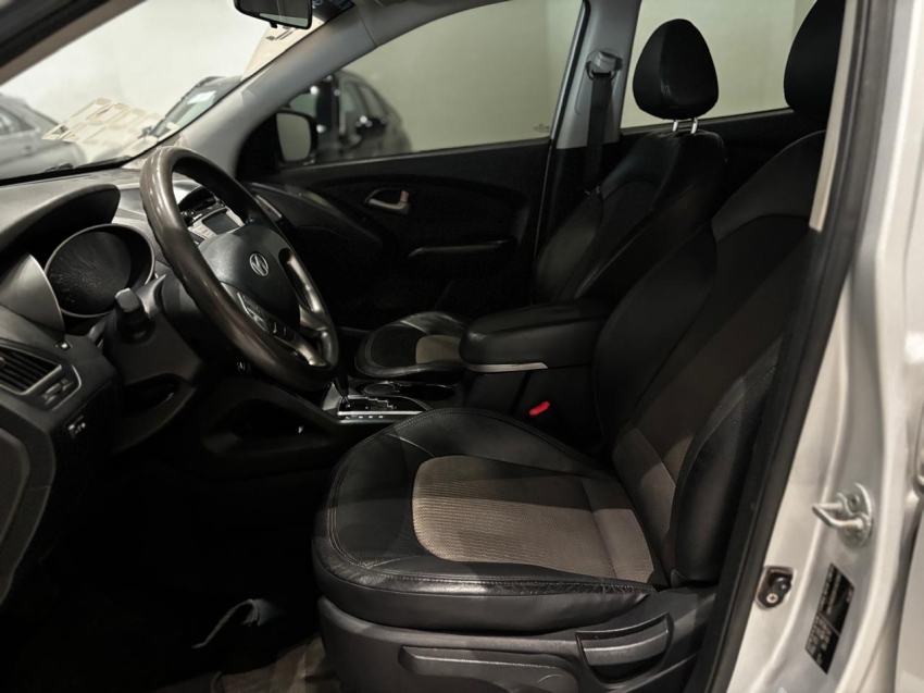 hyundai ix35 2.0 mpfi gls 4x2 16v gasolina 4p automatico flex 20127