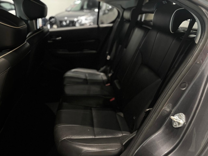 honda city 1.5 i-vtec flex hatch touring cvt 4p automatico 20236