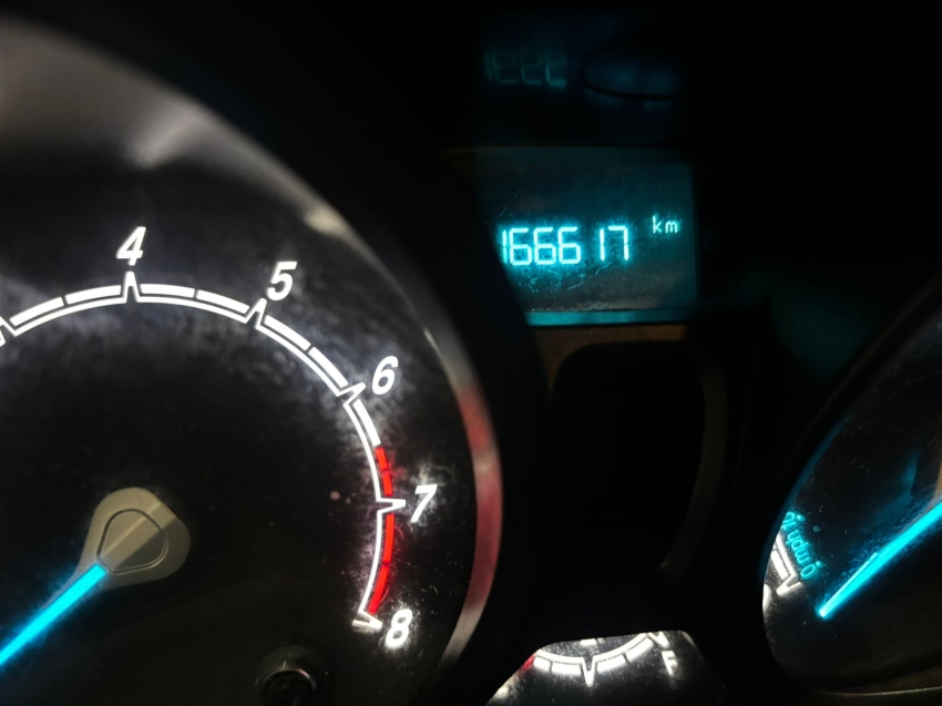 ford fiesta 1.6 se hatch 16v flex 4p manual 201610