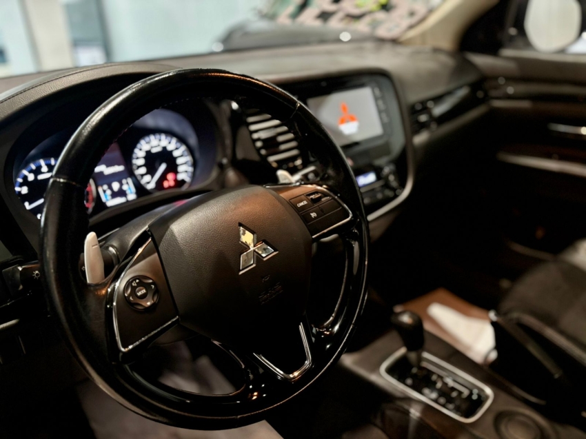 mitsubishi outlander 2.0 16v gasolina 4p automatico 20169