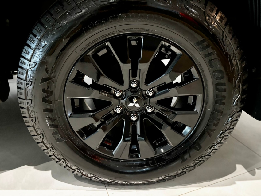 mitsubishi triton 2.4 biturbo diesel cd katana 4x4 automatico 4p 20265