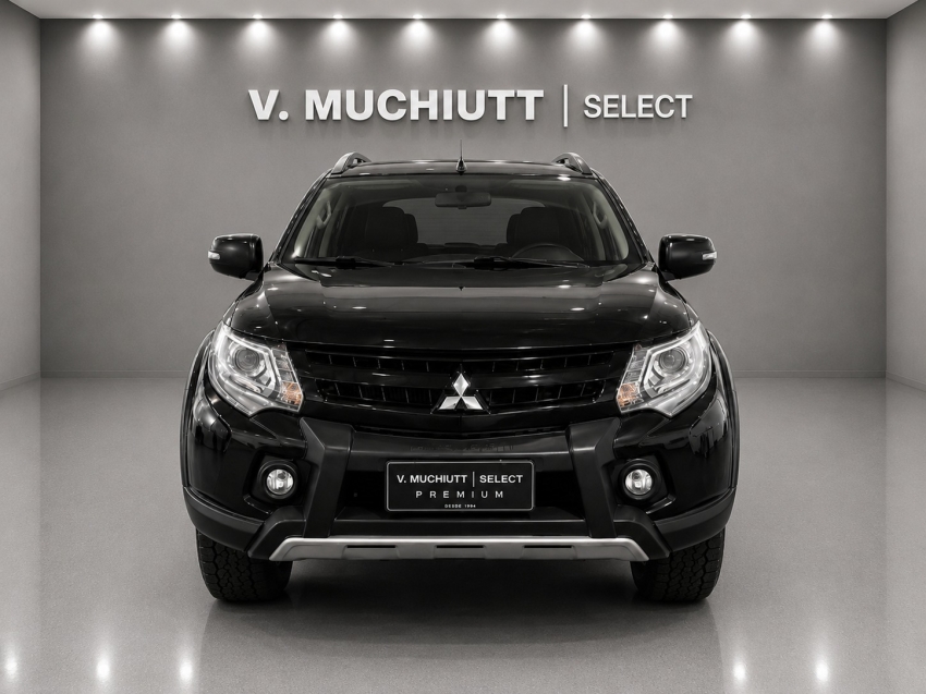 mitsubishi l200 triton 2.4 16v turbo diesel outdoor hpe-s cd 4x4 automatico 4p 20211