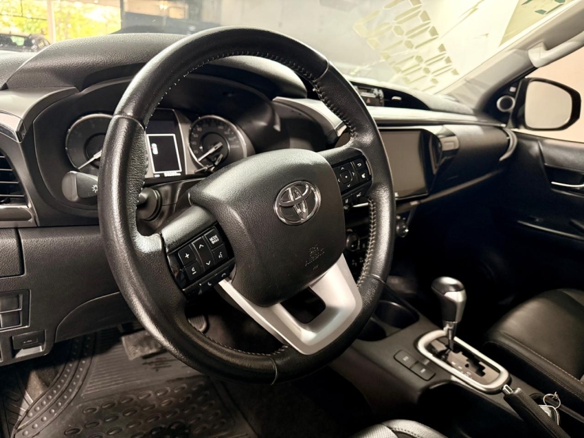 toyota hilux 2.8 d-4d turbo diesel cd srx plus 4x4 automatico 4p 20248