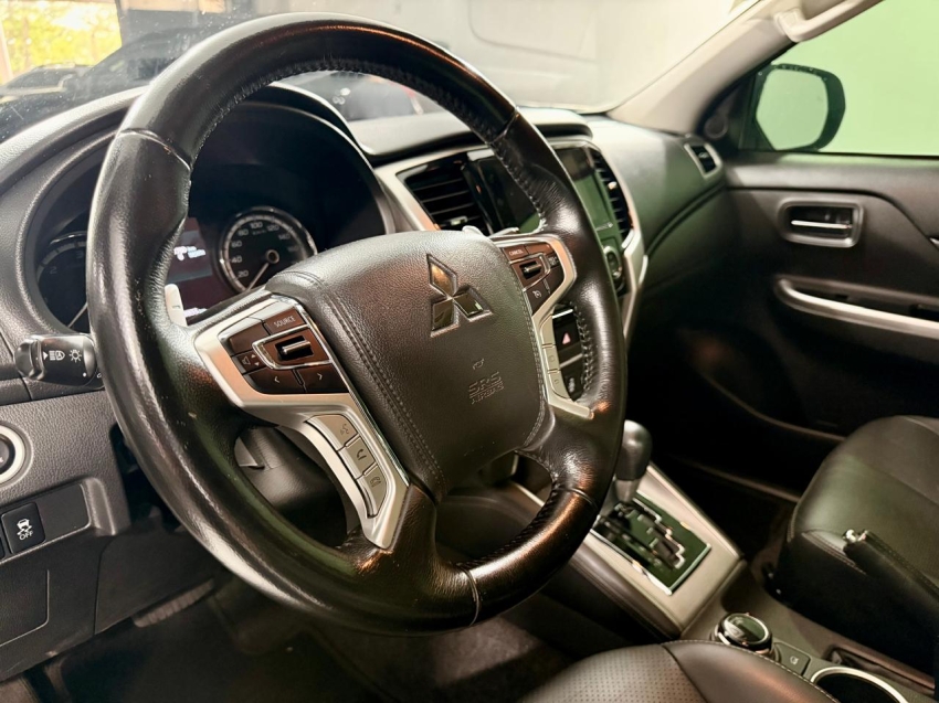 mitsubishi l200 triton 2.4 turbo diesel 4x4 at sport hpe-s 4p automatico 20249