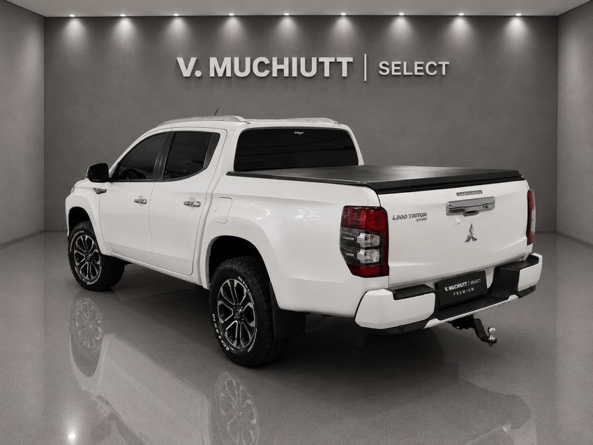 mitsubishi l200 triton 2.4 turbo diesel 4x4 at sport hpe-s 4p automatico 20245