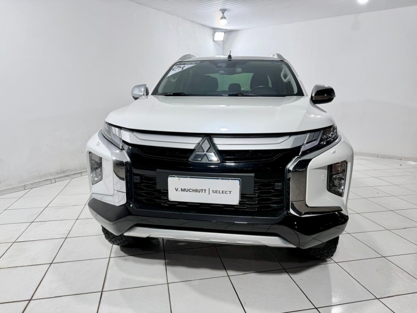 mitsubishi l200 triton 2.4 turbo diesel 4x4 at sport hpe-s 4p automatico 20241