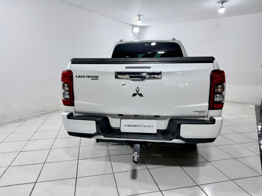 mitsubishi l200 triton 2.4 turbo diesel 4x4 at sport hpe-s 4p automatico 20244