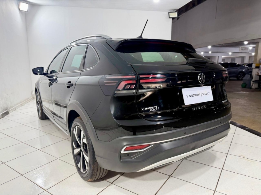 volkswagen nivus 1.0 200 tsi total flex highline automatico 4p 20215