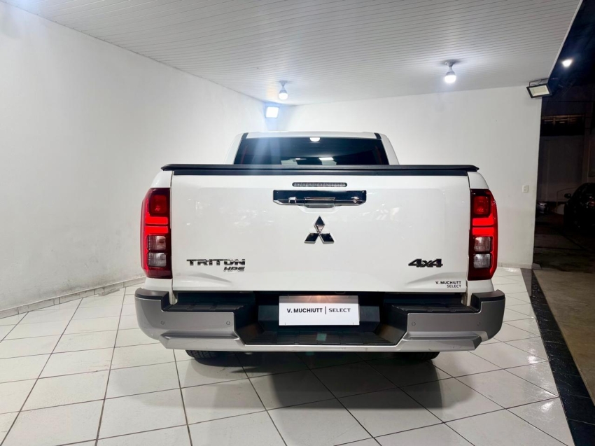 mitsubishi triton 2.4 biturbo diesel cd hpe 4x4 automatico 4p 20264