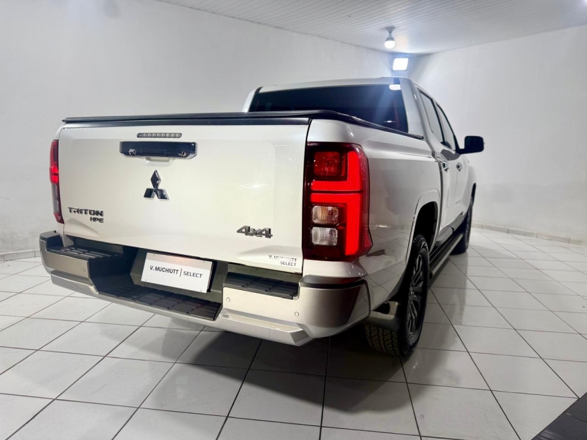 mitsubishi triton 2.4 biturbo diesel cd hpe 4x4 automatico 4p 20265