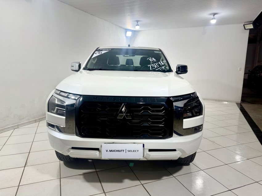 mitsubishi triton 2.4 biturbo diesel cd hpe 4x4 automatico 4p 20261