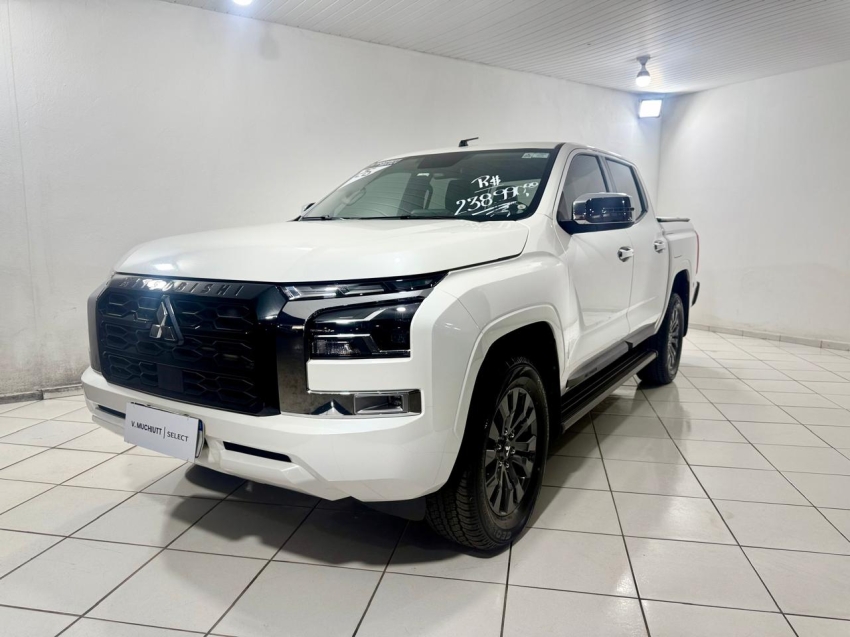 mitsubishi triton 2.4 biturbo diesel cd hpe 4x4 automatico 4p 2026