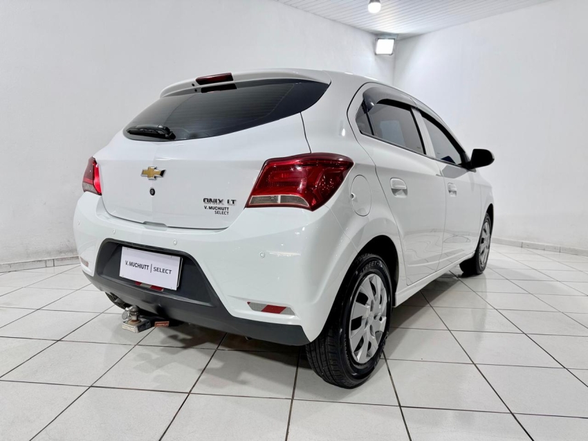 chevrolet onix 1.0 mpfi lt 8v flex 4p manual 5p 20173