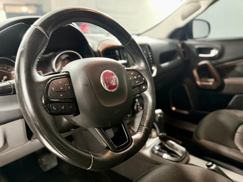 fiat toro 2.0 16v turbo diesel volcano 4wd at9 4p automatico 20188