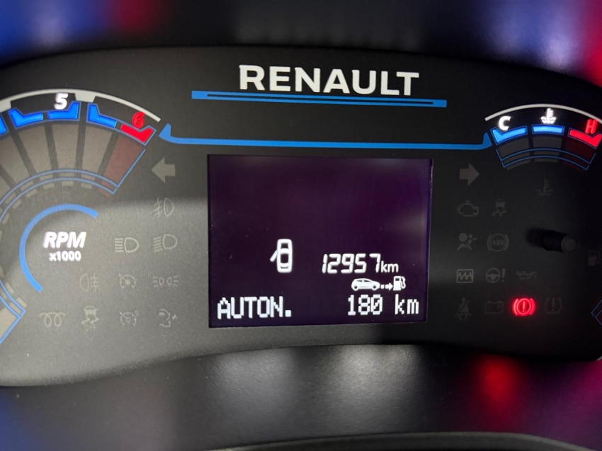 renault kwid 1.0 12v sce flex outsider manual 4p 202610