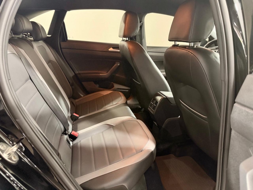 volkswagen nivus 1.0 200 tsi total flex highline automatico 4p 20216