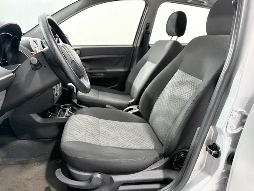 ford fiesta 1.6 se hatch 16v flex 4p manual 5p 20147