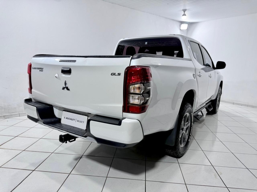 mitsubishi l200 triton 2.4 16v turbo diesel sport gls cd 4p 4x4 automatico 20243
