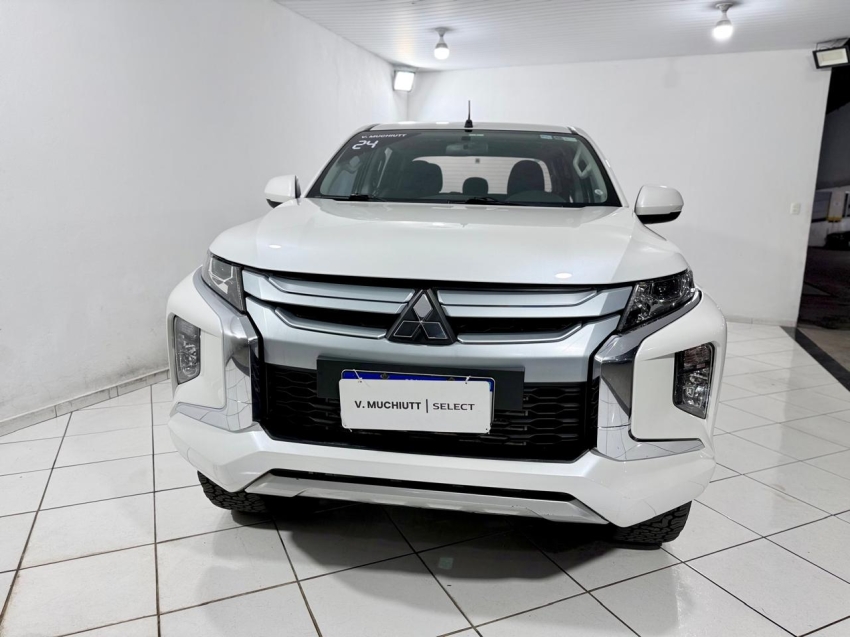 mitsubishi l200 triton 2.4 16v turbo diesel sport gls cd 4p 4x4 automatico 20241