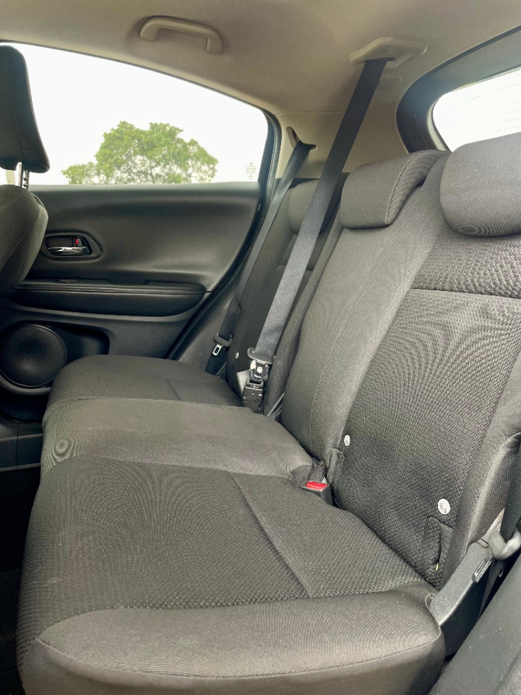 honda hr-v 1.8 lx 20/20