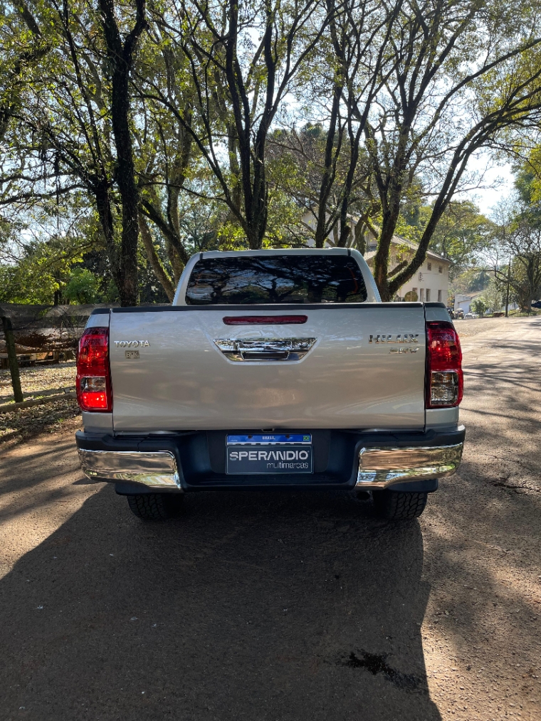 toyota hilux 2.8 sr 4x4 cd 16v diesel 4p automatico 1.8 2020