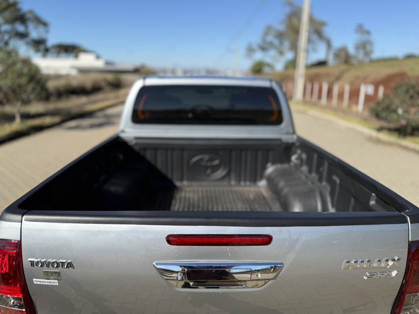 toyota hilux 2.8 sr 4x4 cd 16v diesel 4p automatico 1.8 2020