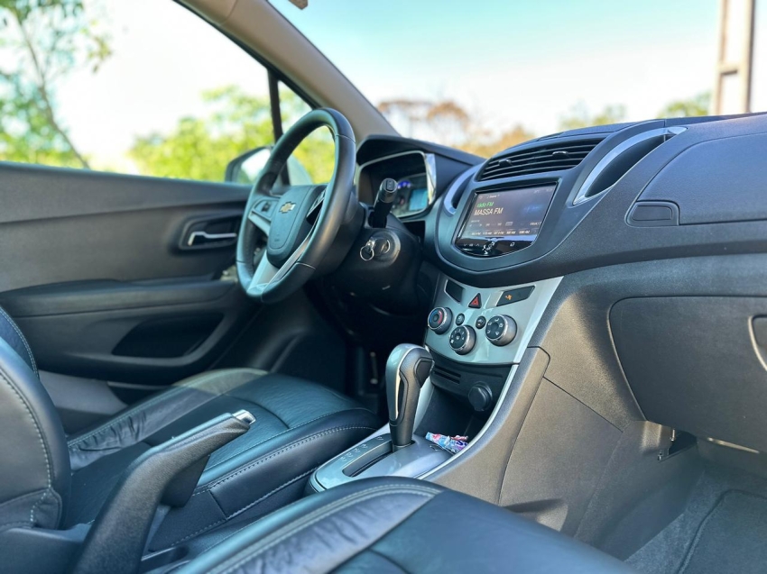 chevrolet tracker ltz aut
