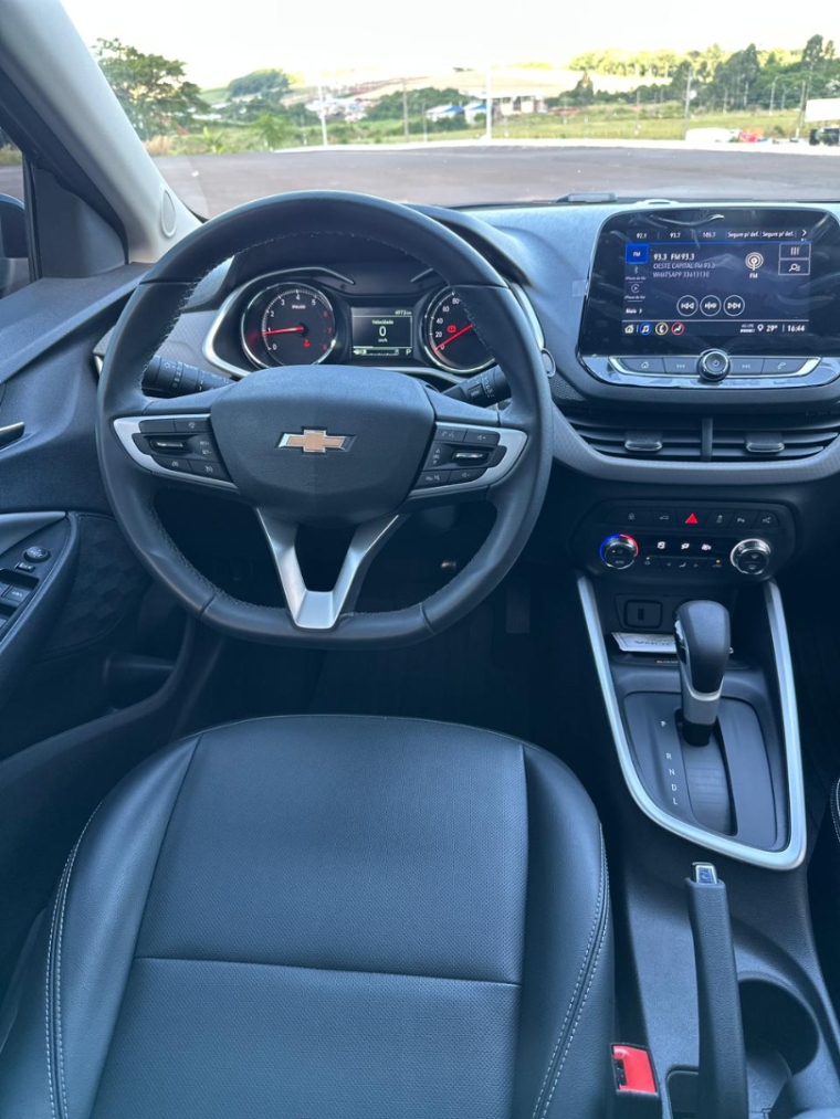 onix hatch premier11