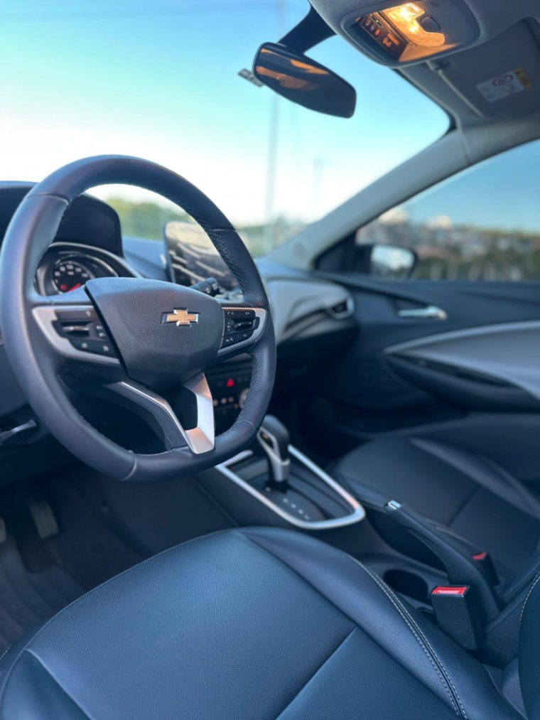 onix hatch premier17