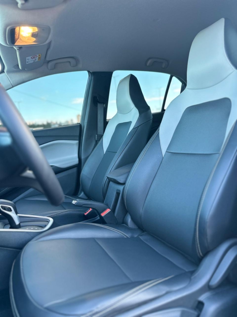 onix hatch premier19