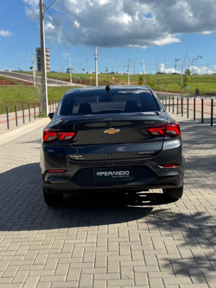 onix sedan turbo premier 24