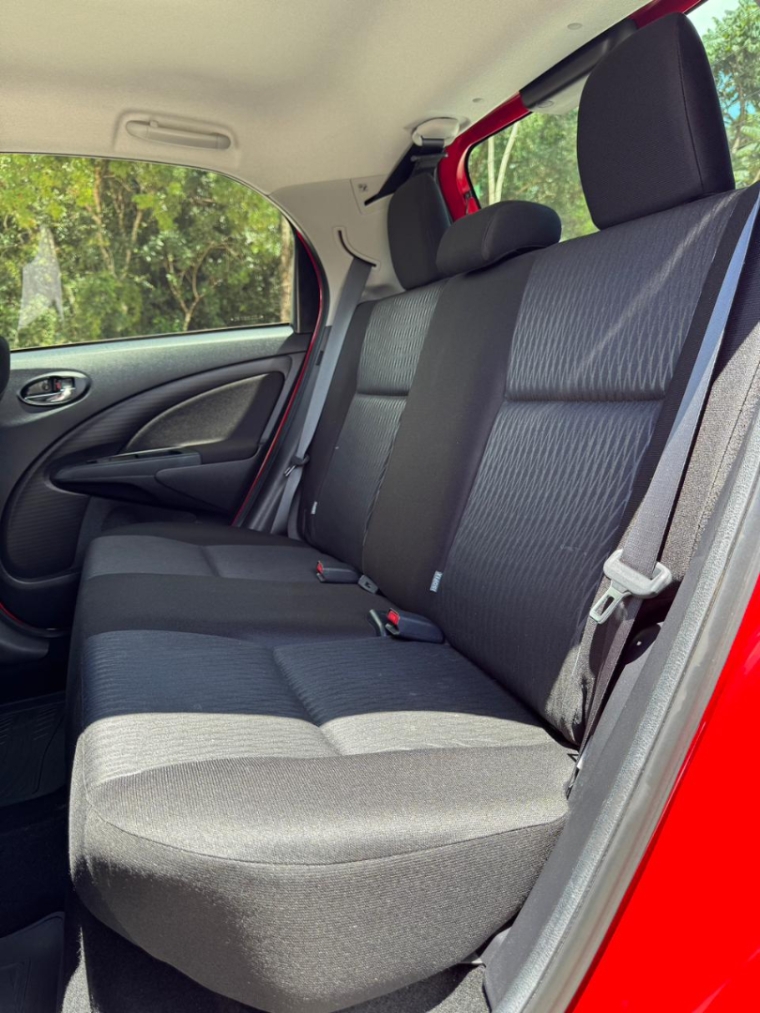 toyota etios xplus automatico18