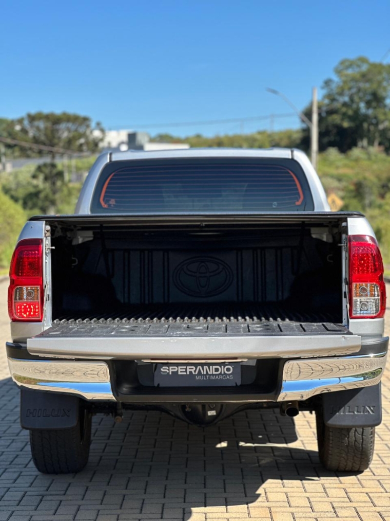 hilux srv 2.8 td 4x4 aut10