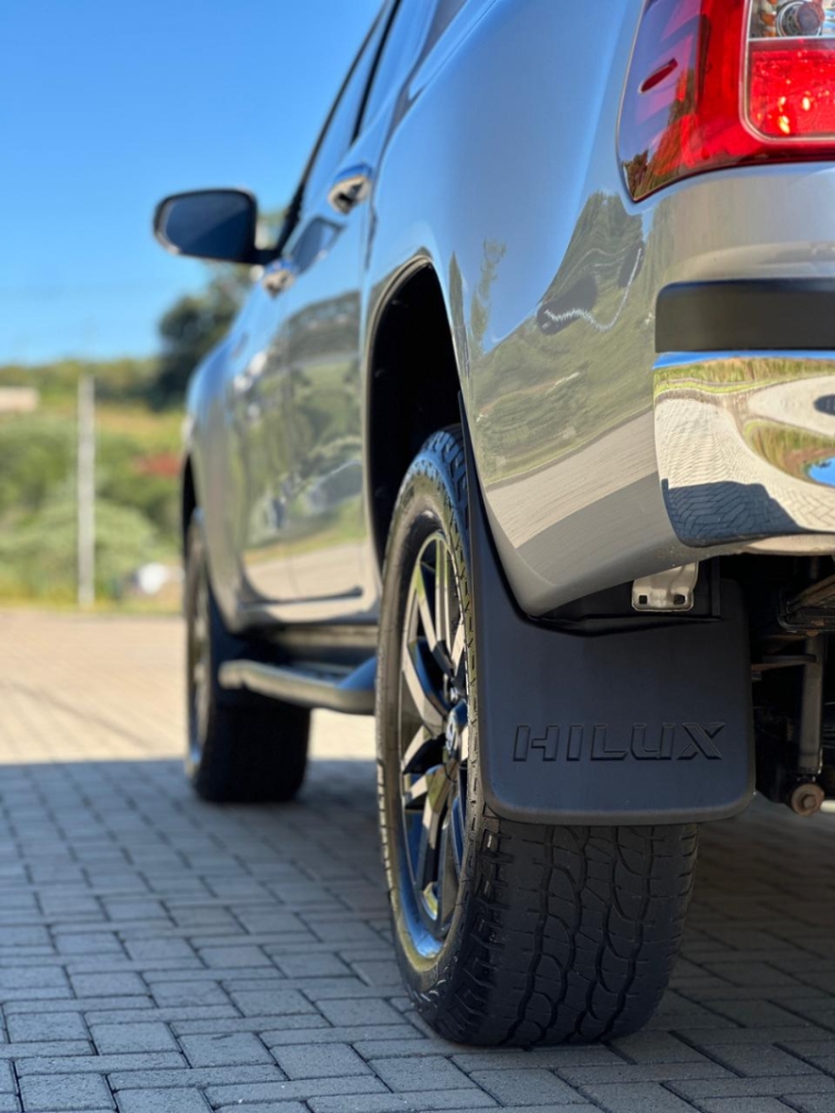 hilux srv 2.8 td 4x4 aut7