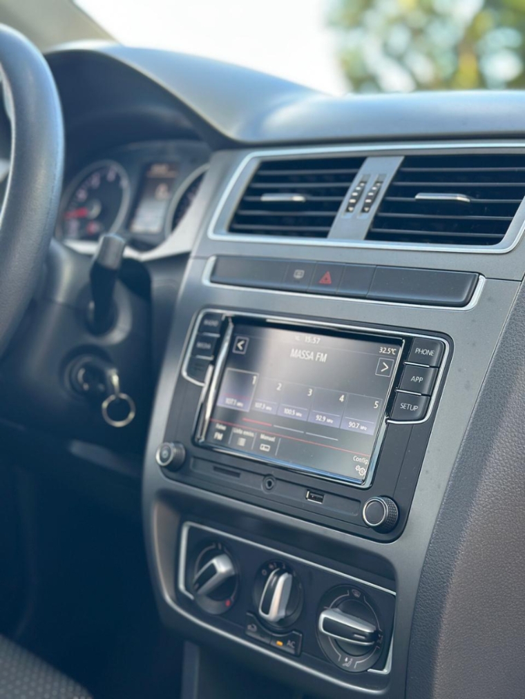 volkswagen fox connect 1.615