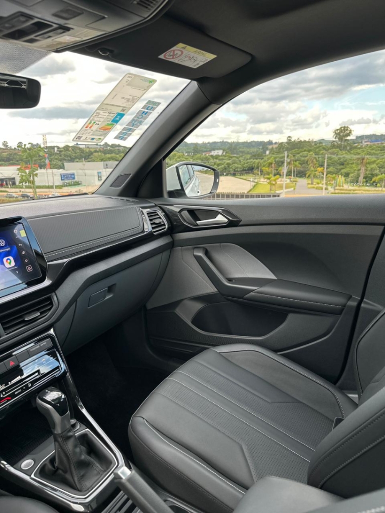 t-cross confortiline com sky view 0km13