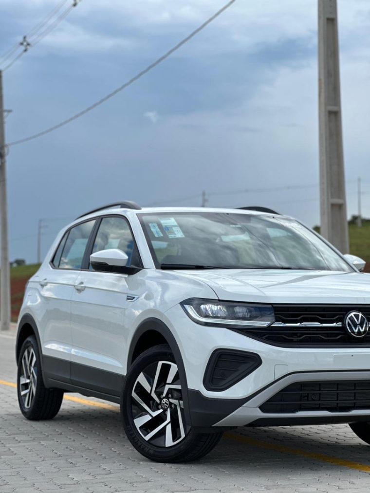 t-cross confortiline com sky view 0km3