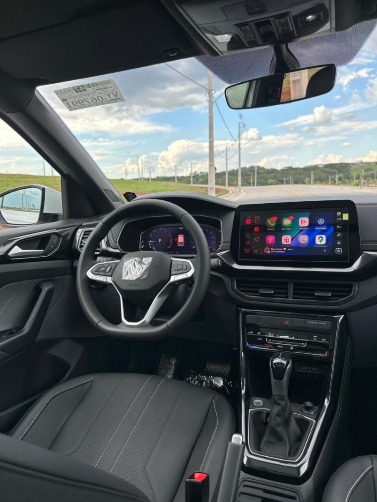 t-cross confortiline com sky view 0km11