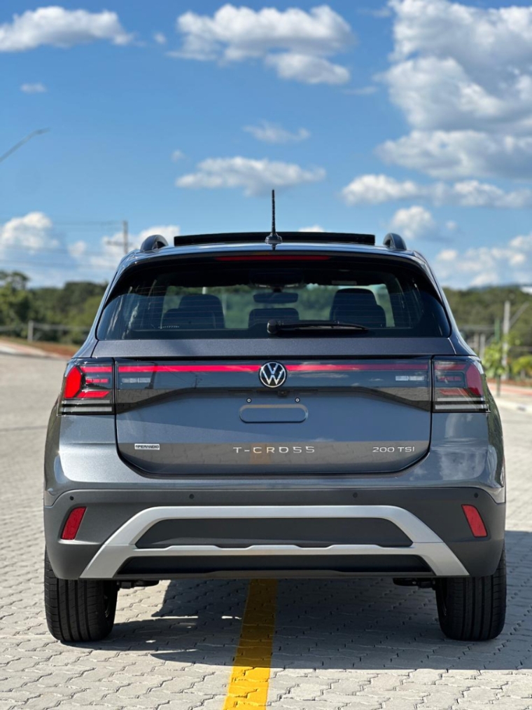 volkswagen tcross cl 200 tsi 0km5