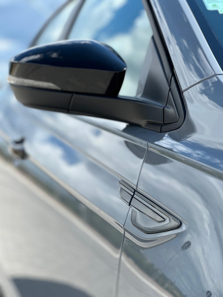 volkswagen nivus 1.0 200 tsi total flex highline automatico 4p 202610