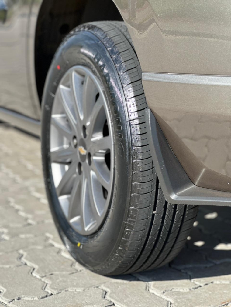 chevrolet spin automatica10