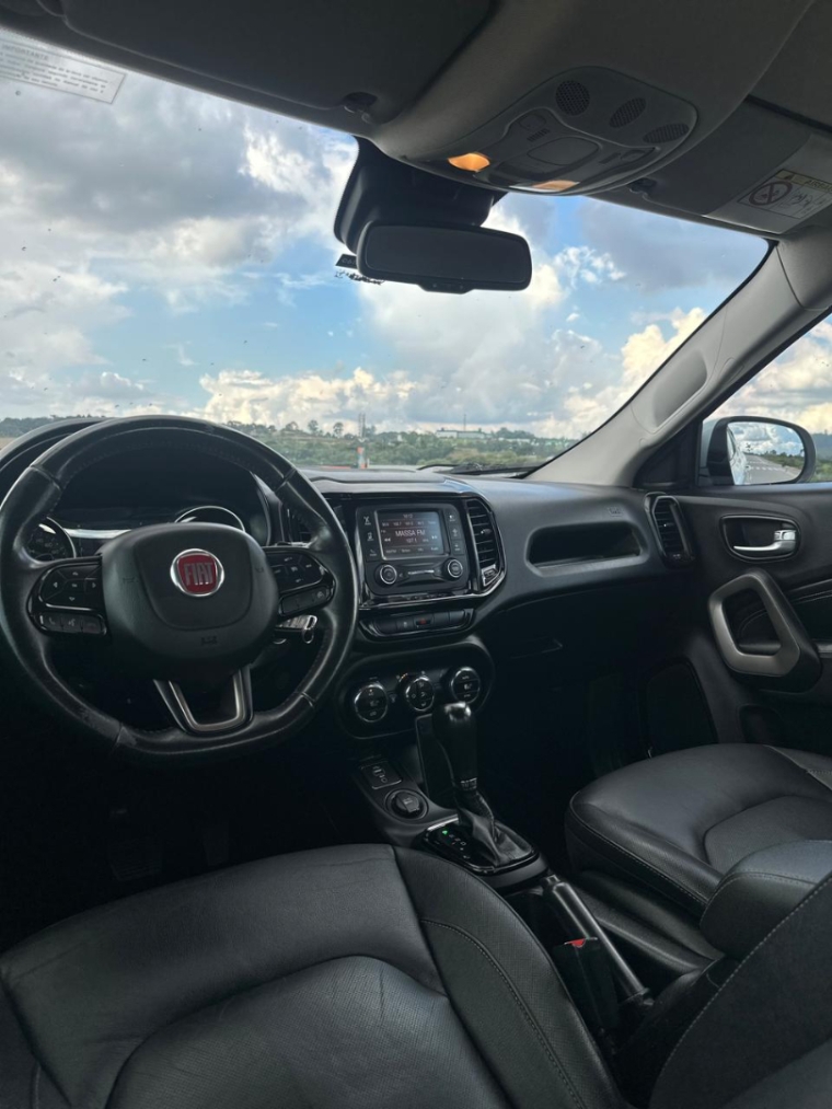 fiat toro freedom at10